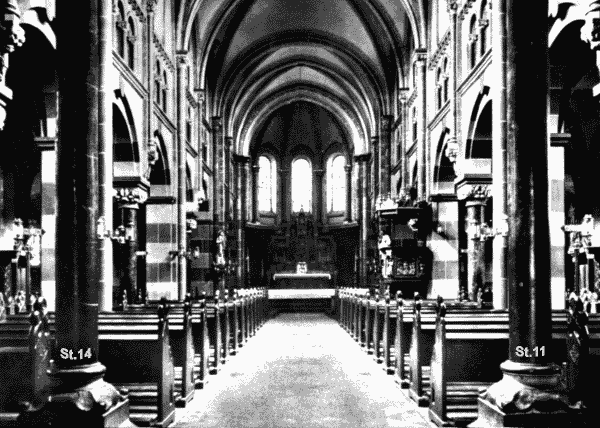 Abb. 19: Innenansicht der Propsteikirche, Phase IX, mit den aufgehenden Säulen der Stellen 11 u. 14
